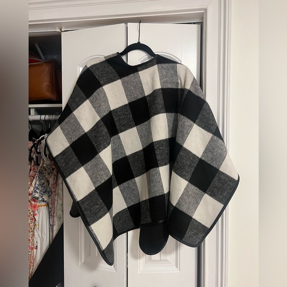 Talbots reversible buffalo check cape / shawl. - Picture 2 of 4